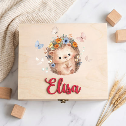 Baby Erinnerungsbox Mädchen rot – personalisiertes Geschenk zur Geburt · Talu Kids