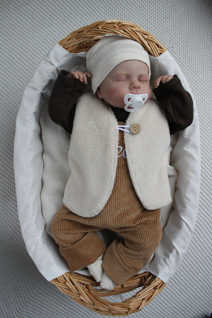 Baby Latzhose aus Cord mit personalisierter Bestickung für Mädchen und jungen