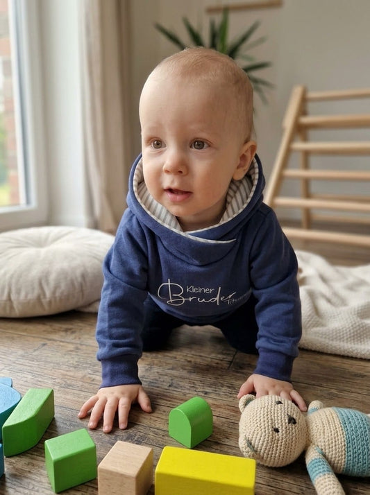 In Deutschland angefertigter Kinder Pullover für Geschwister. In vielen Farben erhältlich 