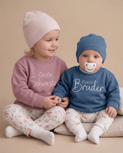 Geschwister Pullover mit Namen Baby – handgemacht personalisiert aus Bayern · Talu Kids