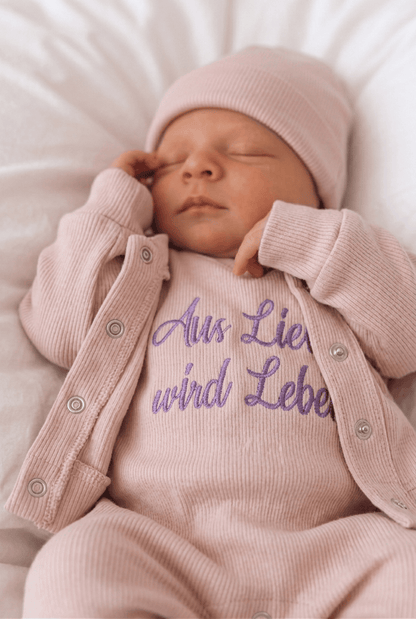 handgefertigter baby strampler handmade in deutschland